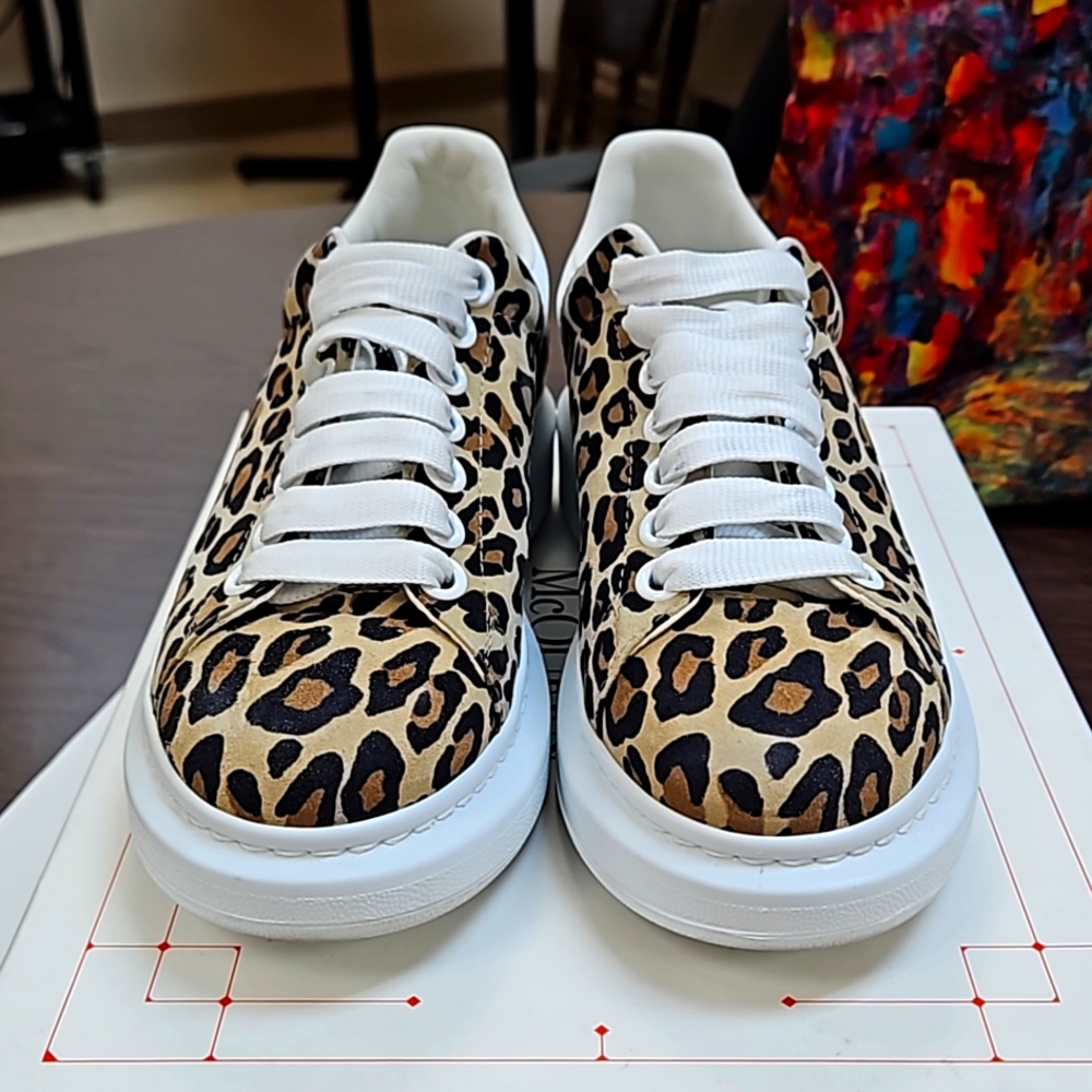 Alexander McQueen Leopard printed sneakers size 37.5